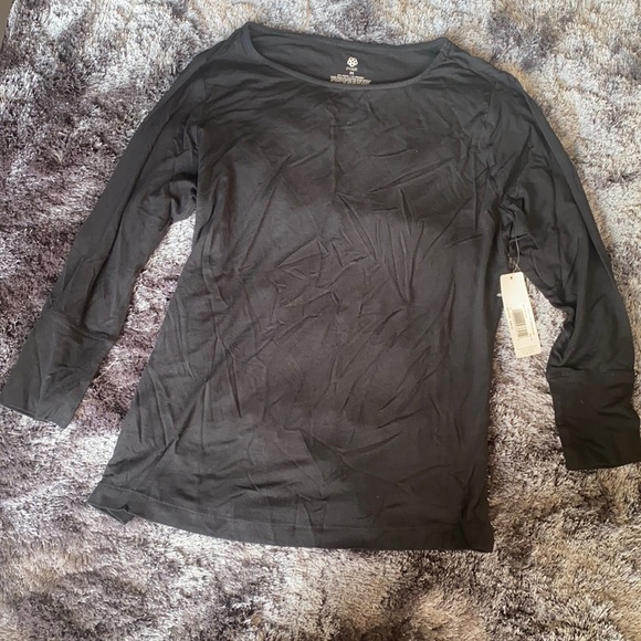 ✨NWT✨ 3/4 Black Top by peach 🍑 - 95% Modal/5% Spandex - Picture 1 of 7